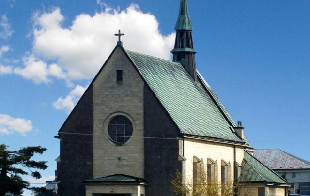 Kościół – Parafia Najświętszej Maryi Panny Królowej Polski, Borzęcin