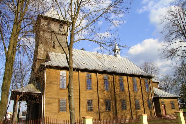 Kościół – Parafia Św. Teresy od Dzieciątka Jezus, Dobieszyn
