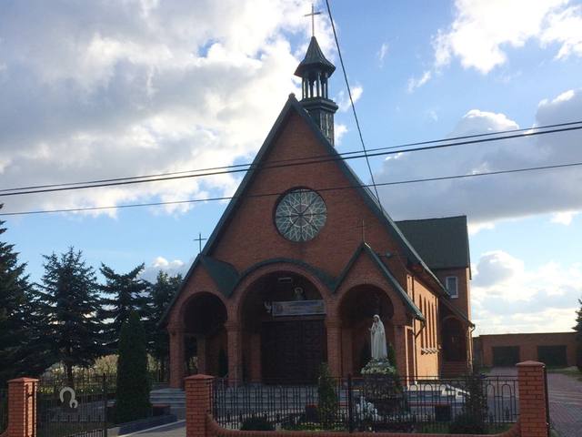 Kościół – Parafia Matki Bożej Częstochowskiej, Domaszno