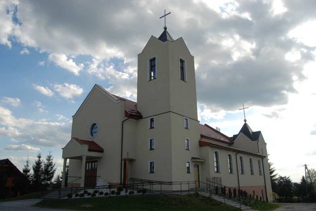 Kościół – Parafia Św. Urszuli Ledóchowskiej, Kielanówka