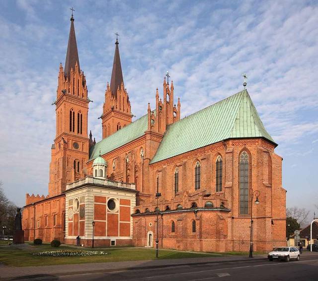 Kościół – Parafia Wniebowzięcia Najświętszej Maryi Panny, Bazylika katedralna pw. Wniebowzięcia NMP, Włocławek