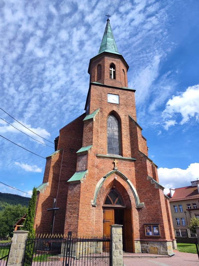 Kościół – Parafia Św. Anny, Stryszawa
