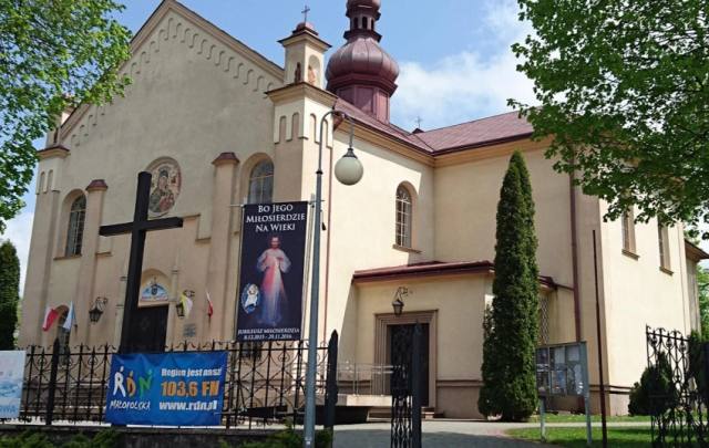 Kościół – Parafia Świętego Jana Ewangelisty, Zalasowa