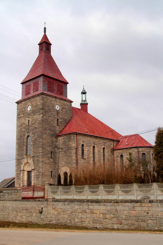 Kościół – Parafia Św. Michała Archanioła, Pilczyca