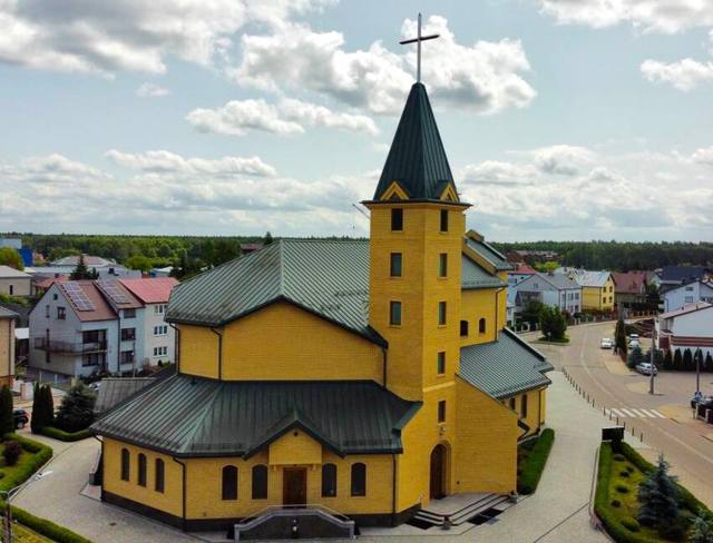 Kościół – Parafia Świętej Rodziny, Augustów