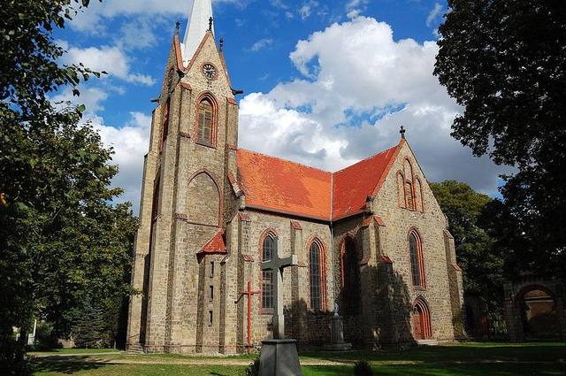 Kościół – Parafia Matki Bożej Różańcowej, Rogoźnica