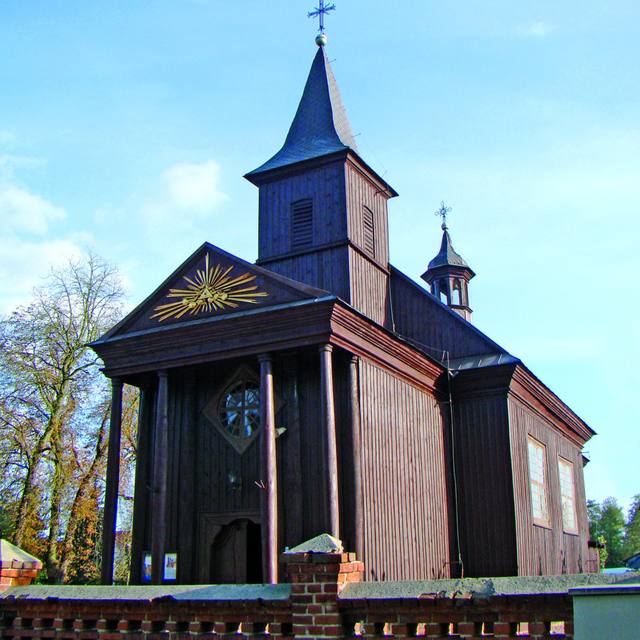Kościół – Parafia Świętego Michała Archanioła, Czarne