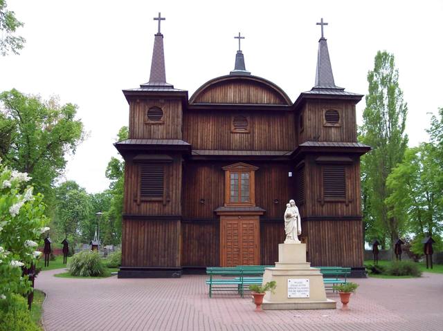 Kościół – Parafia Wniebowzięcia NMP, Kampinos