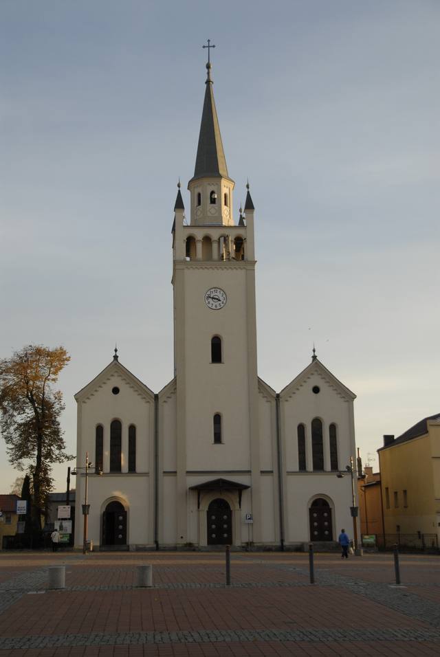 Kościół – Parafia Świętej Katarzyny Aleksandryjskiej i Świętego Jana Chrzciciela, Bytów