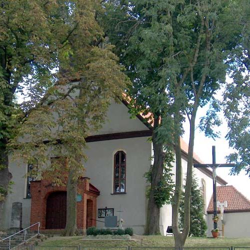 Kościół – Parafia Św. Wawrzyńca, Różyny
