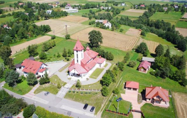 Kościół – Parafia Najświętszego Serca Pana Jezusa, Jankowa