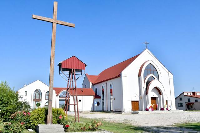 Kościół – Parafia Św. Franciszka z Asyżu, Fasty