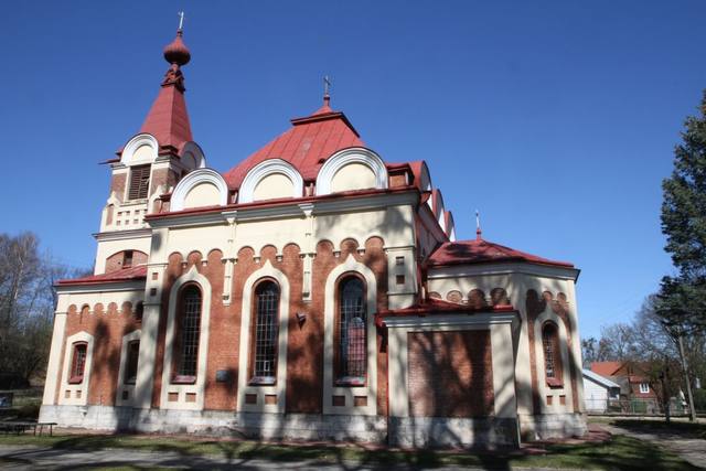 Kościół – Parafia Świętego Izydora, Topólcza