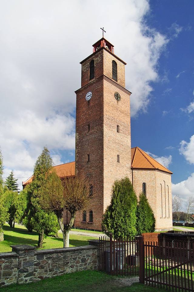 Kościół – Parafia Świętej Marii Magdaleny, Linia
