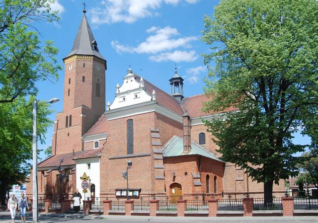 Kościół – Parafia Świętego Mateusza Apostoła i Ewangelisty i świętego Wawrzyńca Męczennika, Pabianice