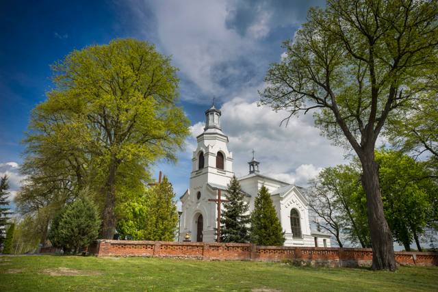 Kościół – Parafia Narodzenia Najświętszej Maryi Panny, Chłopków
